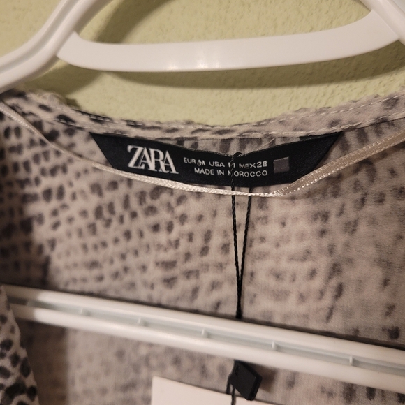 Zara Ruffled Animal Print Blouse - Picture 6 of 9